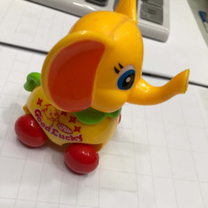 Заводная игрушка «Жёлтый слонёнок» оптом